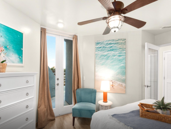Luxurious 9-Bedroom Beachfront Oasis in Oceanside